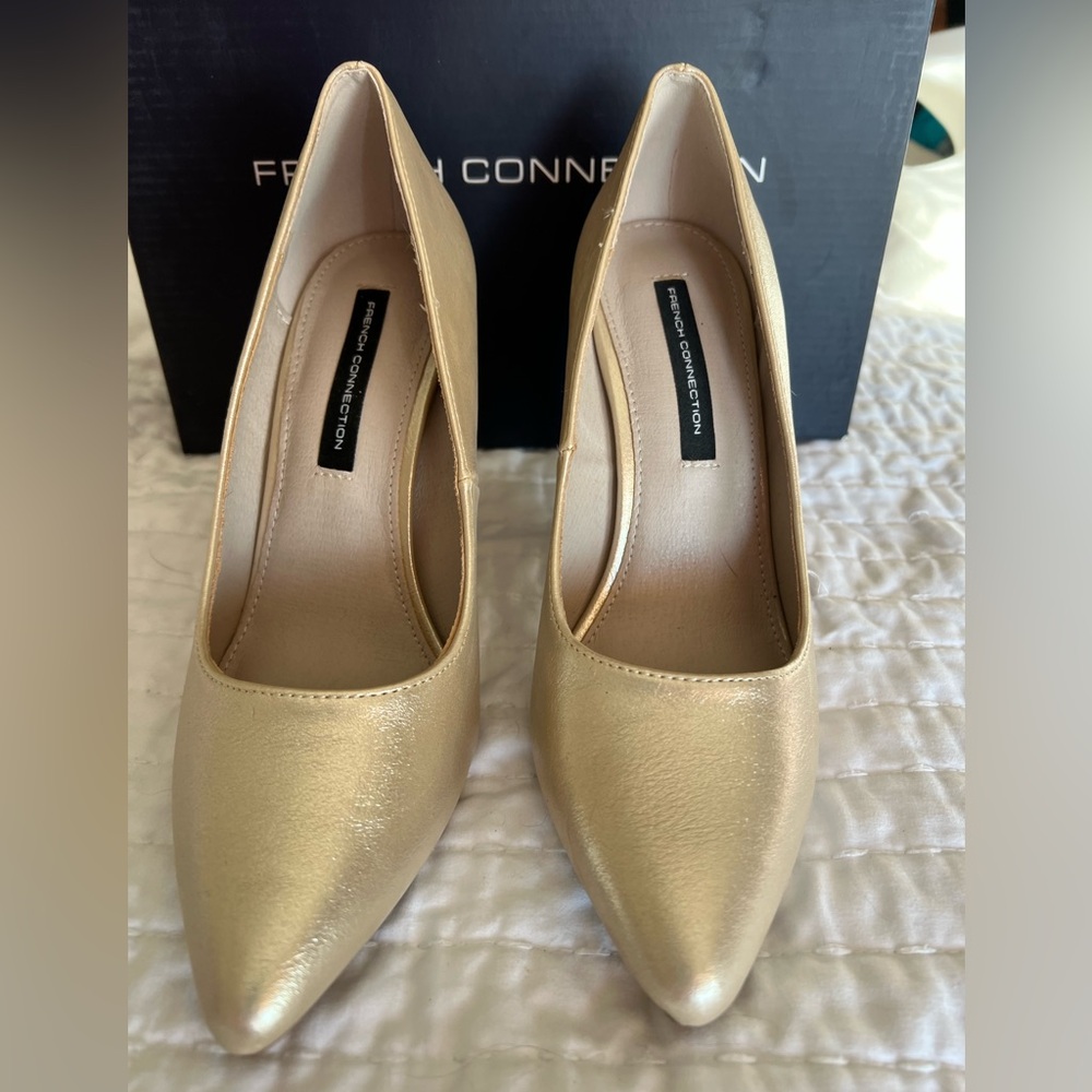 French Connection gold sparkle heels size 7.5